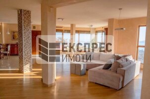 Luxury, Furnished 2 bedroom apartment, Breeze