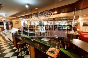  Restaurants & Bars, Lyatno kino Trakia