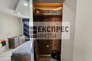 Обзаведен Двустаен апартамент, Лятно кино Тракия