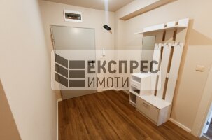 Furnished 1 bedroom apartment, Farmers' Market