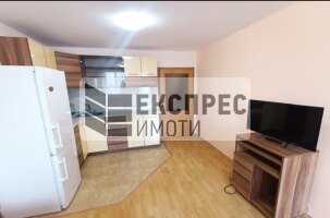 Обзаведен Тристаен апартамент, Левски