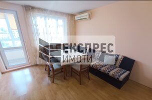 Обзаведен Тристаен апартамент, Левски