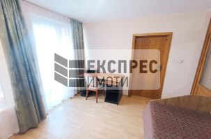 Обзаведен Тристаен апартамент, Левски