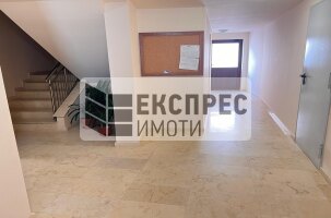 нов Гараж, Погреби