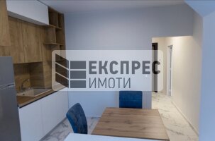  1 Schlafzimmer Wohnung, Vazrazhdane 1