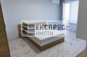  1 Schlafzimmer Wohnung, Vazrazhdane 1