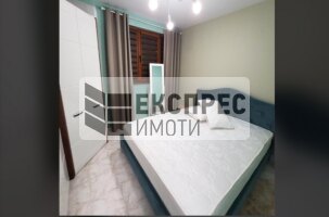 Обзаведен Тристаен апартамент, Център