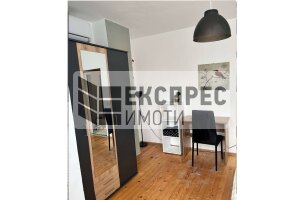Möbliert 1 Schlafzimmer Wohnung, Regional hospital