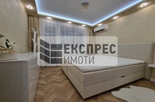 Нов, Луксозно, Обзаведен Двустаен апартамент, Център