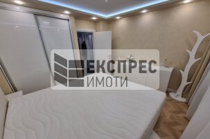 Нов, Луксозно, Обзаведен Двустаен апартамент, Център