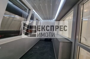 Нов, Луксозно, Обзаведен Двустаен апартамент, Център