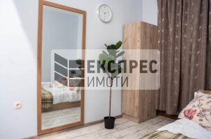 Обзаведен Двустаен апартамент, Център