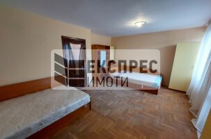 Обзаведен Двустаен апартамент, Център