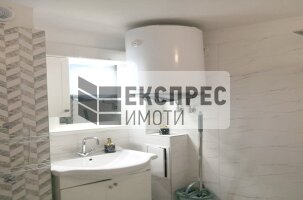 Обзаведен Четиристаен апартамент, Окръжна болница