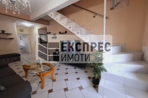 Обзаведен Четиристаен апартамент, Окръжна болница