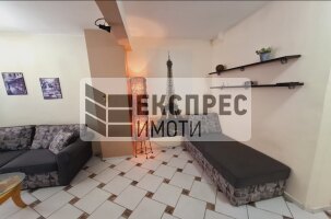 Обзаведен Четиристаен апартамент, Окръжна болница