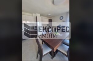 Обзавeден Тристаен апартамент, Виница