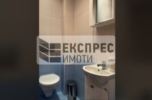 Обзавeден Двустаен апартамент, Левски