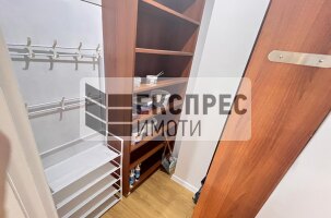 Обзаведен, основно ремонтиран Двустаен апартамент, Окръжна болница