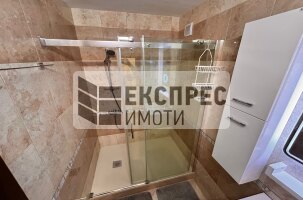 Нов, Луксозен, Обзаведен Тристаен апартамент, Окръжна болница