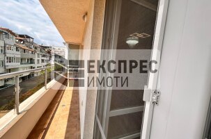Нов, Луксозен, Обзаведен Тристаен апартамент, Окръжна болница
