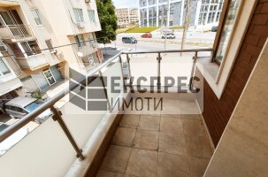 Обзаведен Двустаен апартамент, Лятно кино Тракия