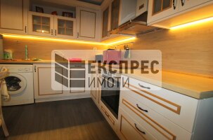 Обзаведен Двустаен апартамент, Погреби