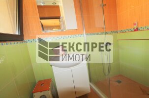 Обзаведен Двустаен апартамент, Погреби