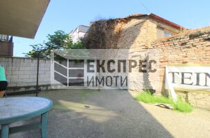 Обзаведен Двустаен апартамент, Погреби