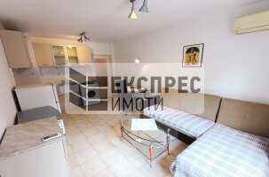 Обзаведен Двустаен апартамент, Окръжна болница