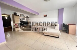 Обзаведен Двустаен апартамент, Център