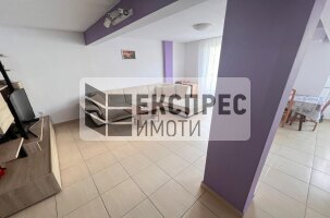 Обзаведен Двустаен апартамент, Център