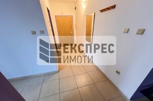 Обзаведен Двустаен апартамент, Център