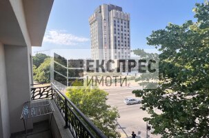 Обзаведен Двустаен апартамент, Център
