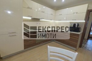 Обзаведен Двустаен апартамент, Окръжна болница