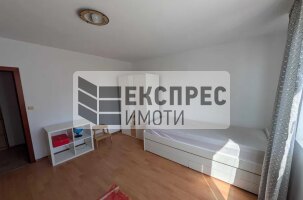 Обзавeден Тристаен апартамент, Чаталджа