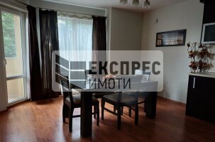 Обзавeден Двустаен апартамент, Погреби