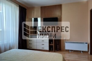 Обзавeден Двустаен апартамент, Погреби