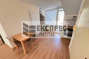 Обзаведен Едностаен апартамент, Окръжна болница