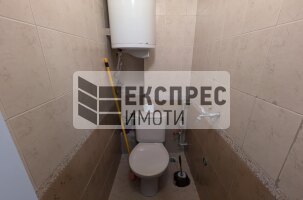 Обзавeден Тристаен апартамент, Окръжна болница