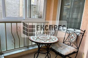 Обзаведен Тристаен апартамент, Окръжна болница