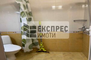 Обзаведен Тристаен апартамент, Окръжна болница