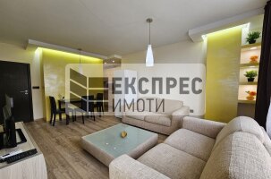 Обзаведен, Двустаен апартамент, Център
