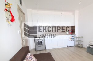  1 Schlafzimmer Wohnung, Vinitsa