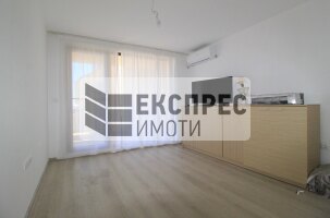  1 Schlafzimmer Wohnung, Vinitsa