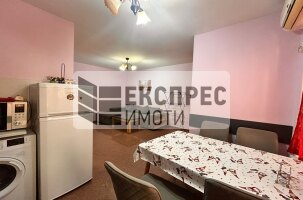 Möbliert, 2 Schlafzimmer Wohnung, Center