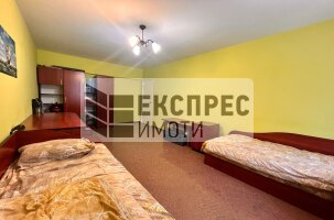 Möbliert, 2 Schlafzimmer Wohnung, Center