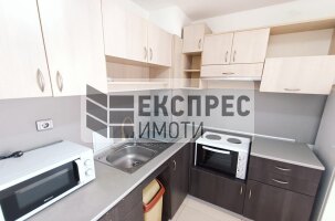 Обзаведен Тристаен апартамент, Окръжна болница