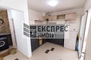 Обзаведен Тристаен апартамент, Окръжна болница