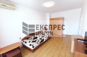 Обзаведен Тристаен апартамент, Окръжна болница